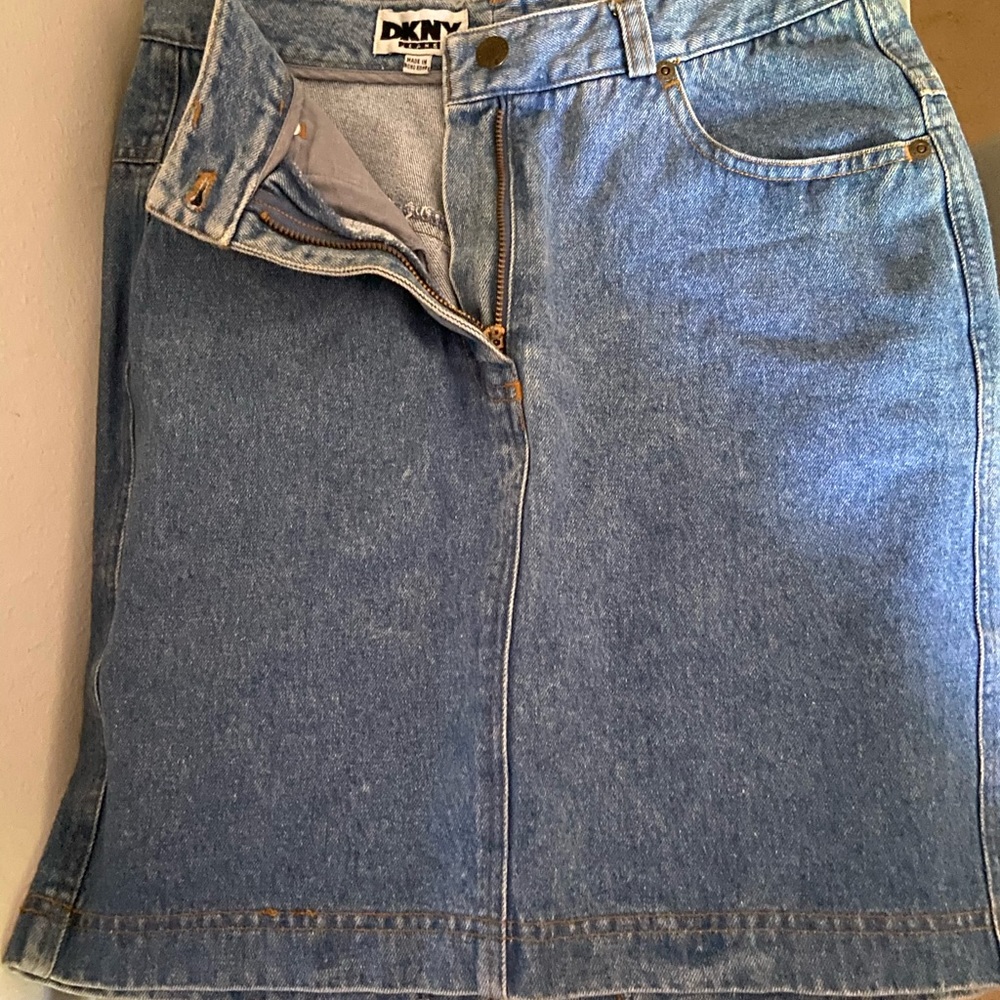 Vintage DKNY Denim Pencil Skirt / Jean Skirt